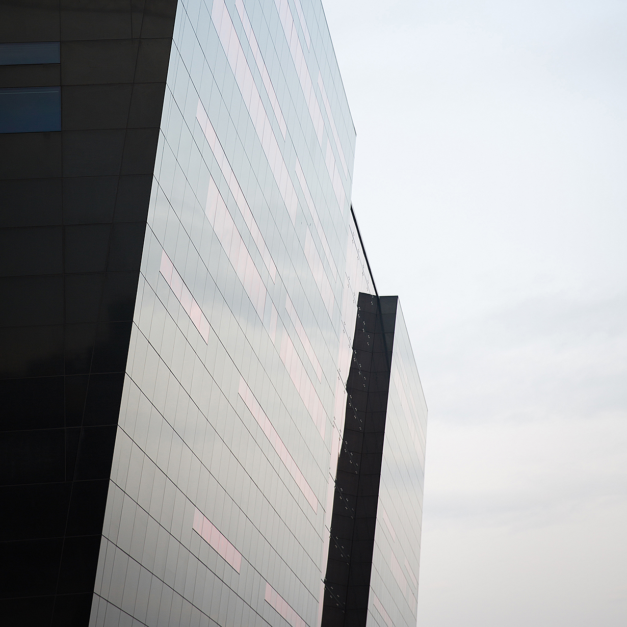 Blackdiamond Square2